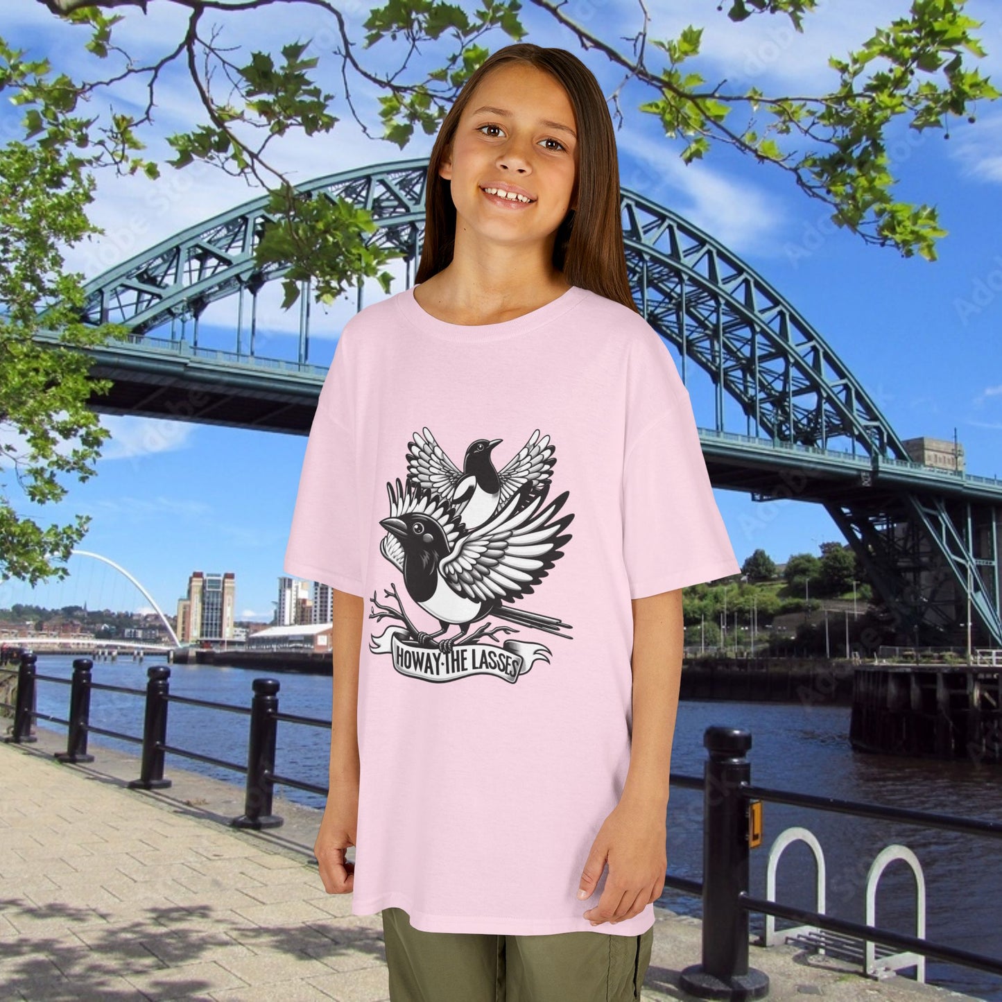 Newcastle United Howay The Lasses B&W (Twin Mags) Kids Tee
