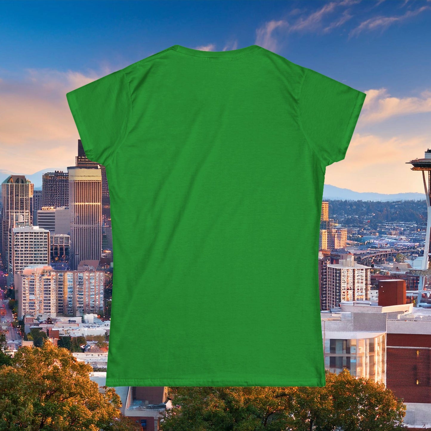 Seattle Football Crest Women's Softstyle Tee