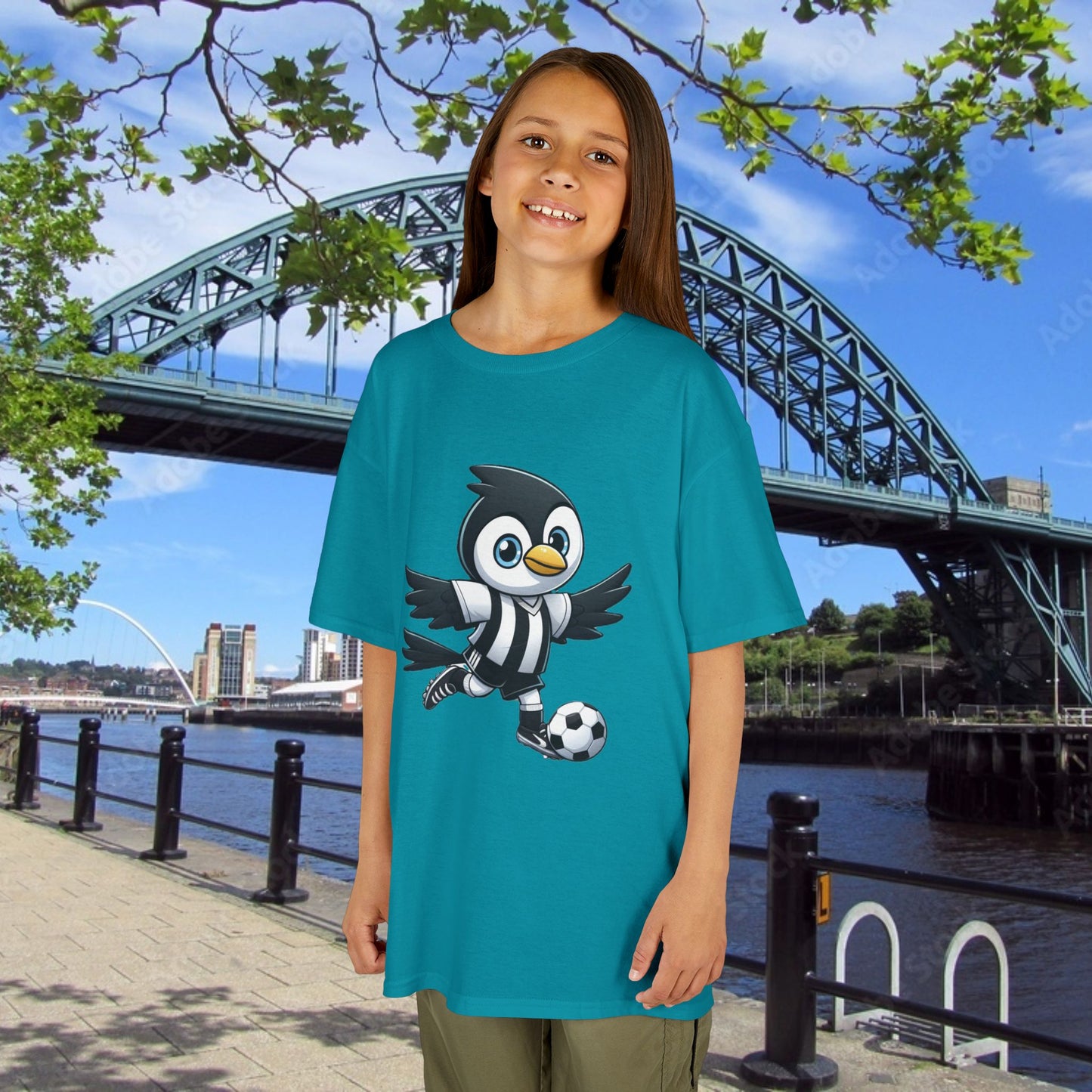 Newcastle United Mini Mag Flying Kids Tee