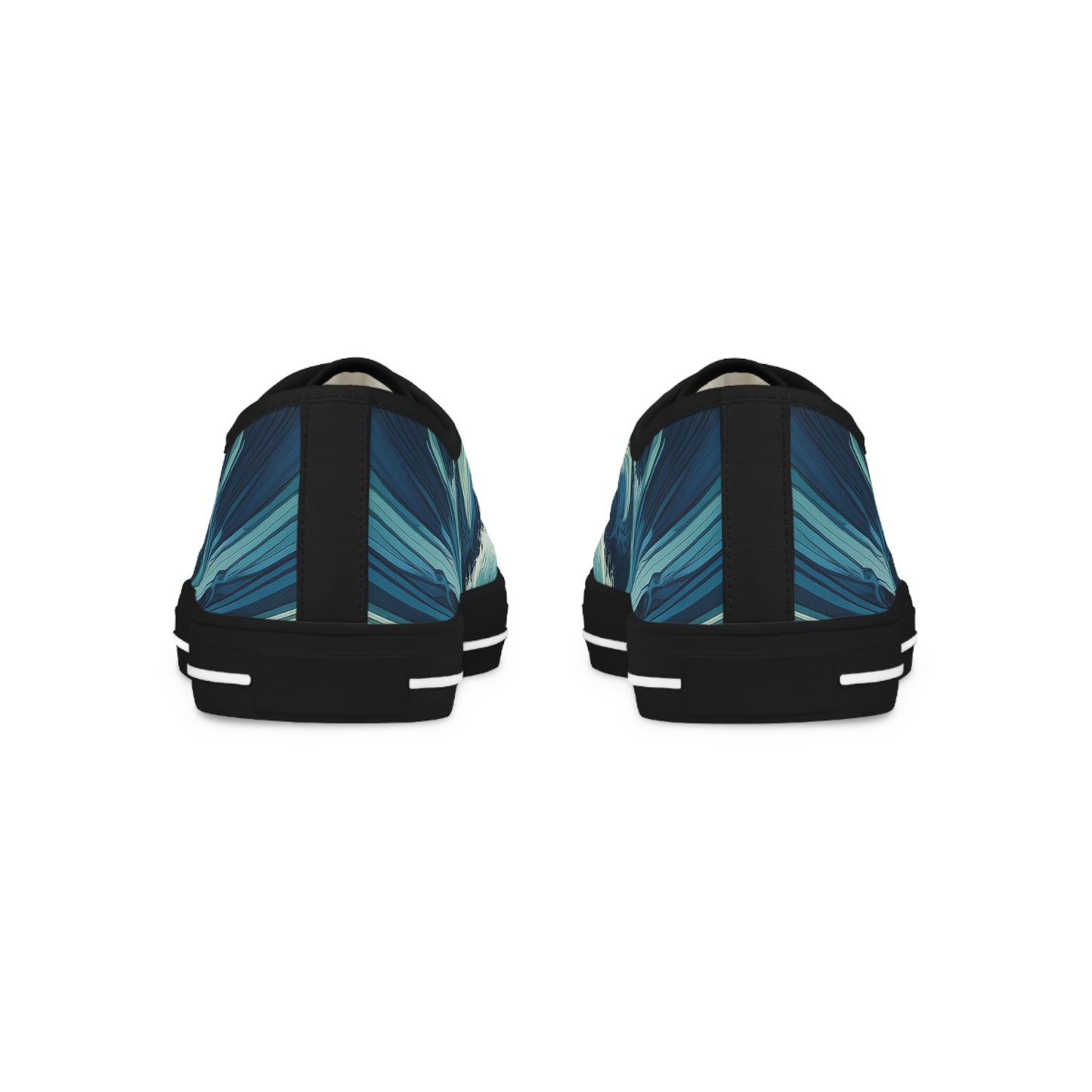 The Ocean Waves Men's Low Top Sneakers