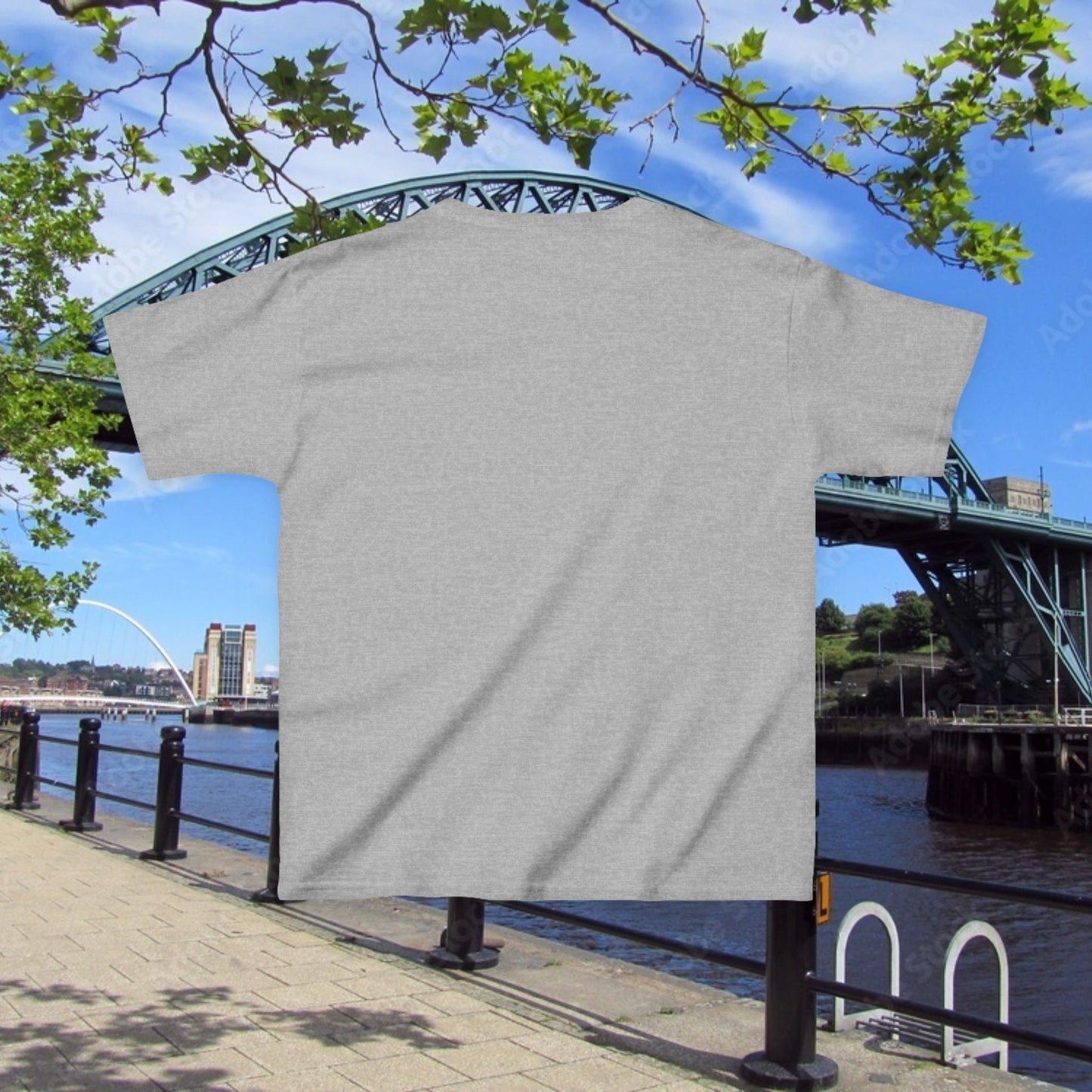 Newcastle United Mini Mag Flying Kids Tee