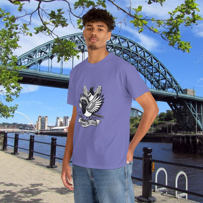 Newcastle United Howay The Lasses B&W (Twin Mags) Tee