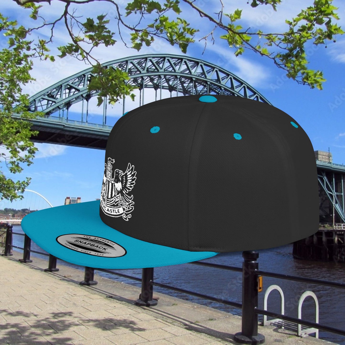 Newcastle United B&W Crest Flat Bill Snapback