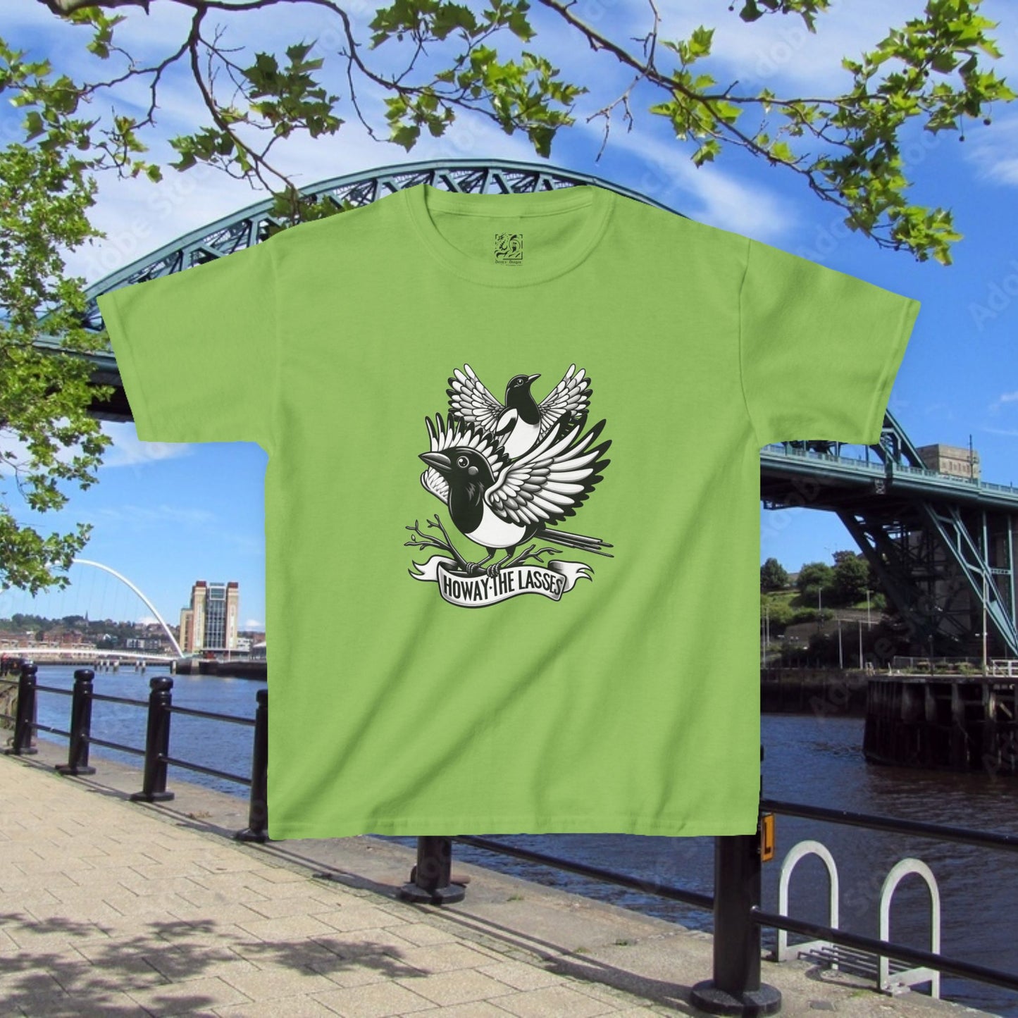 Newcastle United Howay The Lasses B&W (Twin Mags) Kids Tee