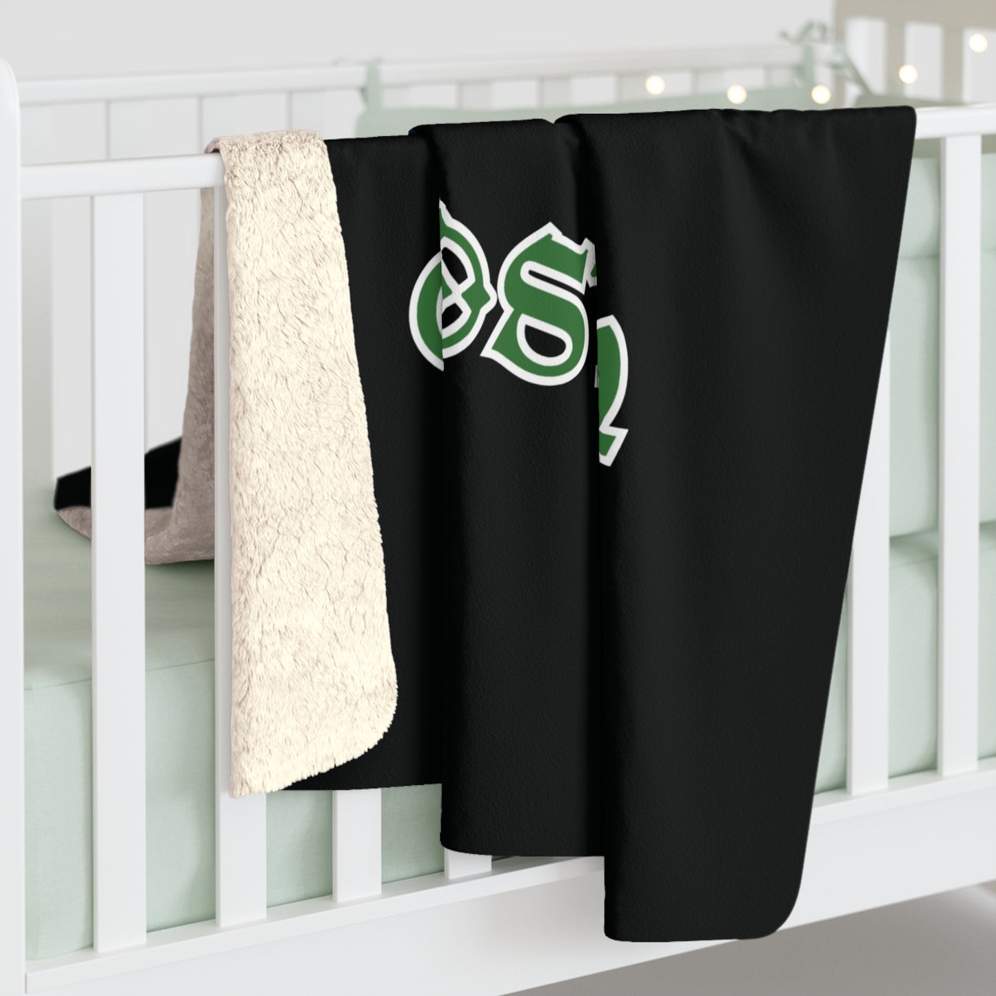 Boston Basketball Design Sherpa Fleece Blanket