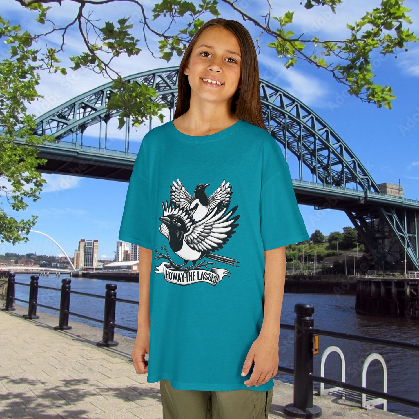 Newcastle United Howay The Lasses B&W (Twin Mags) Kids Tee