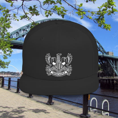 Newcastle United B&W Crest Flat Bill Snapback