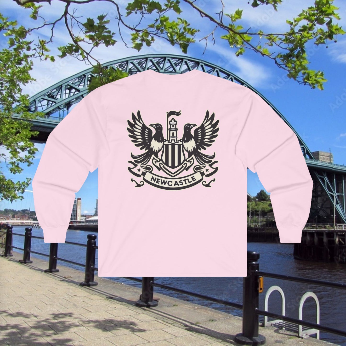 Newcastle United B&W Crest Howay Long Sleeve Tee