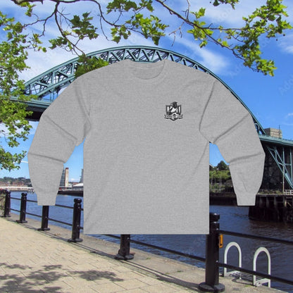 Newcastle United B&W Crest Howay Long Sleeve Tee