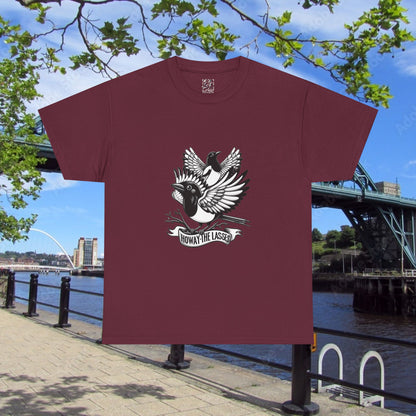 Newcastle United Howay The Lasses B&W (Twin Mags) Tee