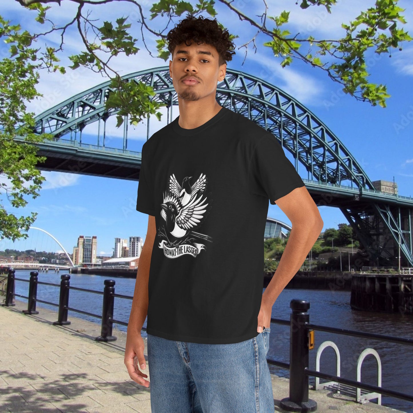 Newcastle United Howay The Lasses B&W (Twin Mags) Tee