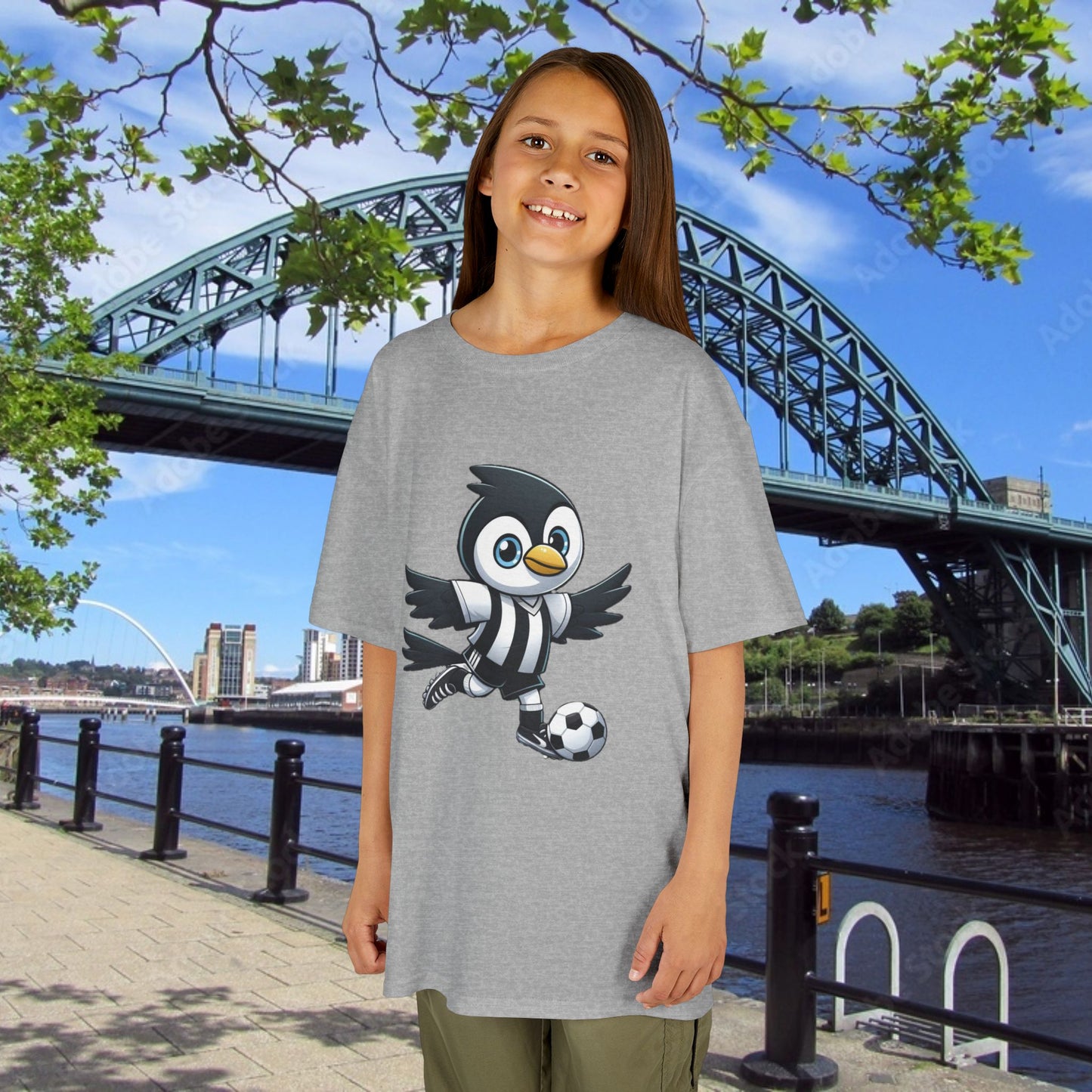 Newcastle United Mini Mag Flying Kids Tee