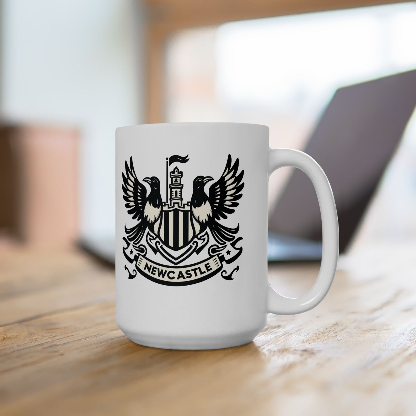 Newcastle United B&W Crest Ceramic Mugs (11oz\15oz)